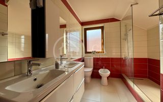 Casă de vânzare cu 5 camere in Sânmartin, Bihor - Poză 15