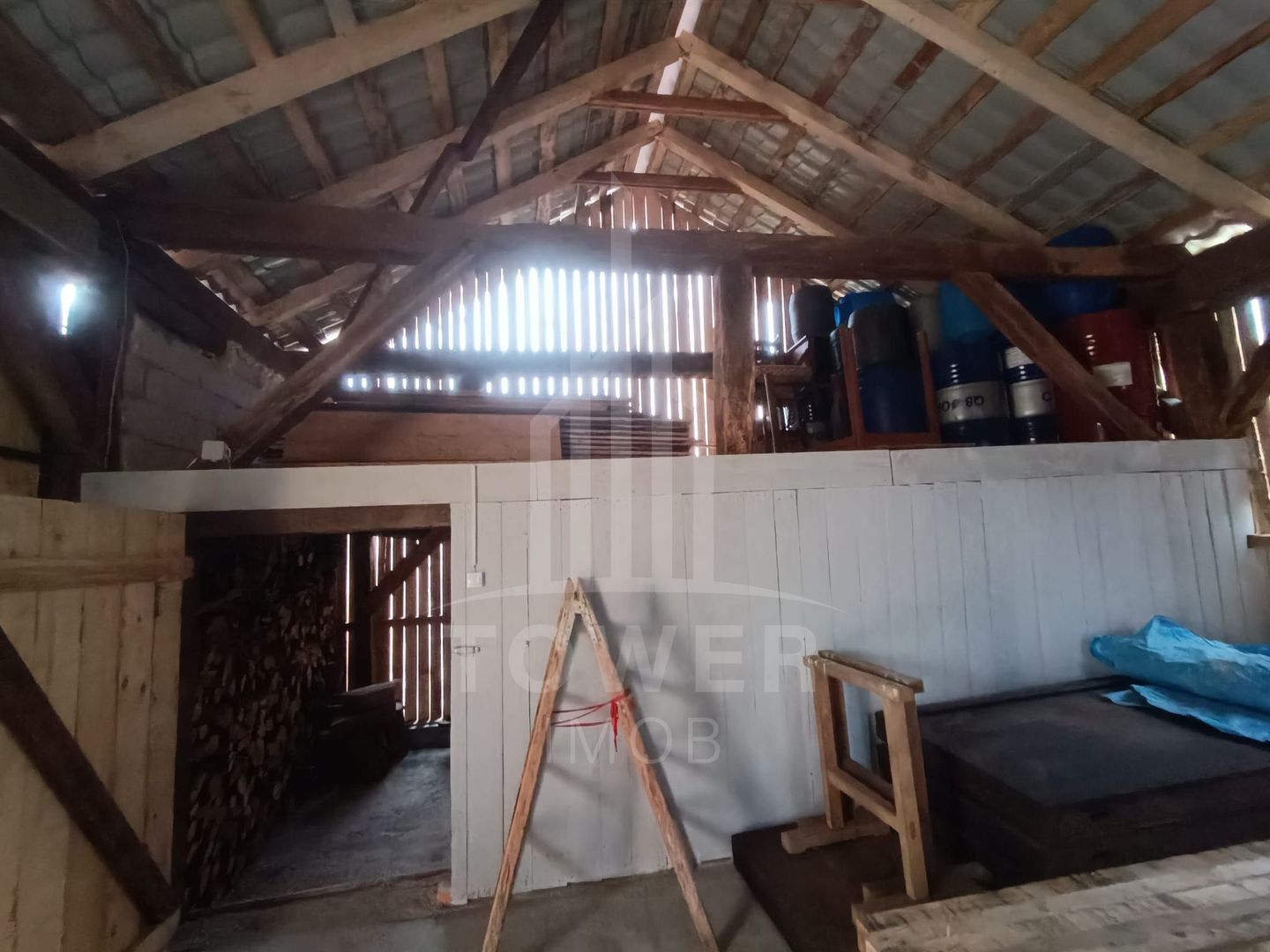 Casă de vânzare în satul Roșia cu vedere panoramică spre Munții Făgăras - Poză 20