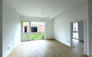 Bloc finalizat. Gradina proprie 52 mp. Decomandat. Loc de parcare. - Poză 1