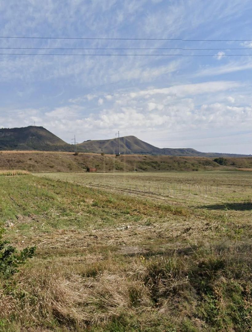 Teren 7.400 mp, deschidere 40 m la DN11, Târgu Trotuș - Poză 3