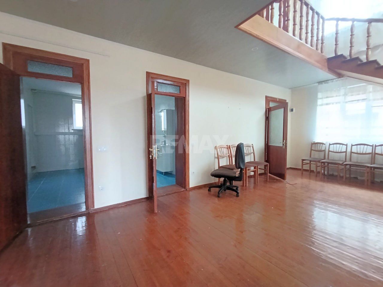 Casă + teren 7,48 ari și garaj – Drochia | 178 m² | 55.000 € - Poză 9