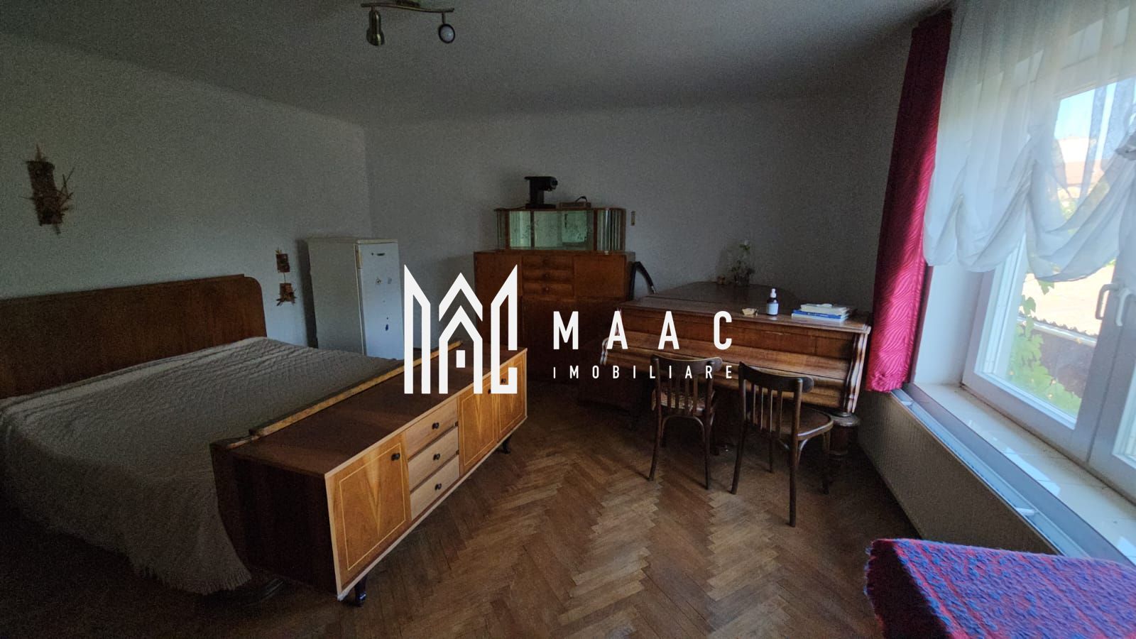 Casă 4 camere de vânzare | Cisnădie | 140 mp | teren 1.230 mp - Poză 12