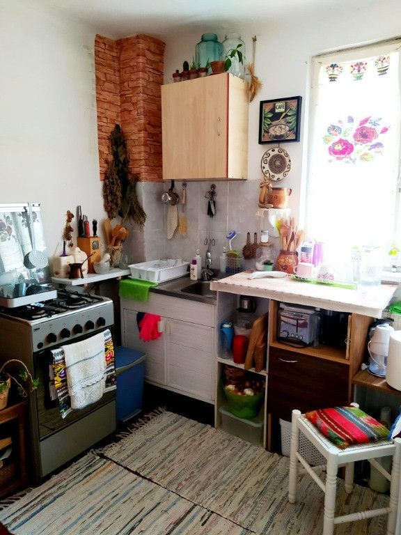 Casa la curte 3 camere, teren total 250 mp, zona Mihai Bravu - Poză 9