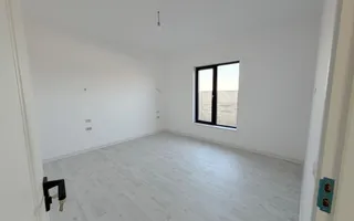 -Casa Individuala - Parter - 4 camere - - Poză 11