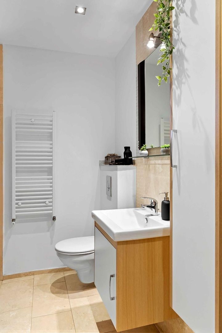 Apartament Central Piata Victoriei - Poză 3