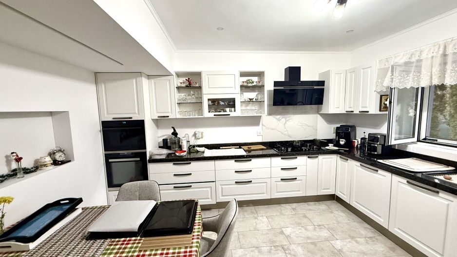 Vila în stil American - Total independentă energetic, garaj + terasă! - Poză 9