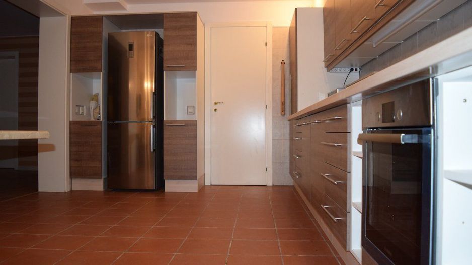 Vila spatioasa de inchiriat | gradina generoasa si piscina |Pipera - Poză 10