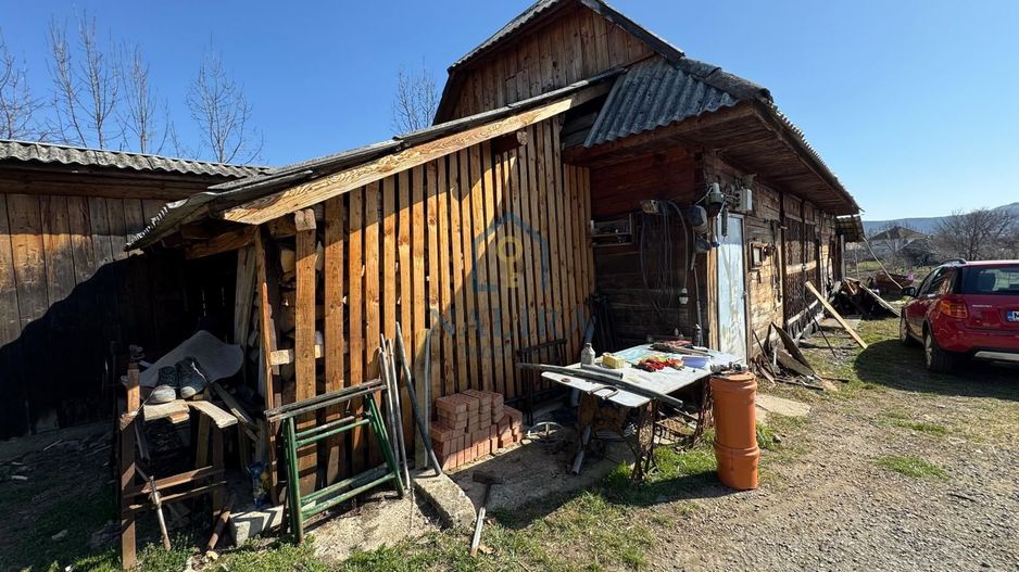 Casa de caramida de vanzare Surdesti cu teren intravilan 5000mp - Poză 16