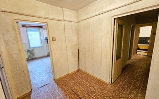Apartament 3 camere, 69 mp, zona Penny - Comision 0, necesita renovare - Poză 6