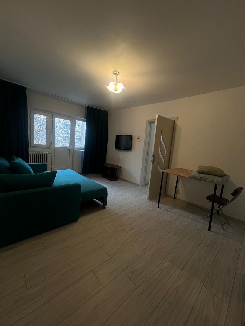 AP. 2 CAMERE RAHOVA, CENTRALA TERMICA, BUCATARIE INCHISA, MOBILAT - Poză 1