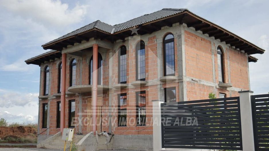 Casa individuala de vanzare, Podei - Poză 2