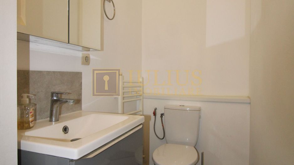 Casa individuala, zona Brytim, 4 camere + 2 bai, centrala proprie. - Poză 13