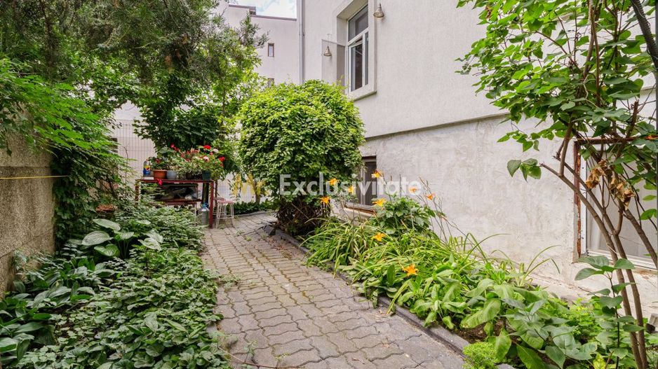3 camere parter inalt 11 Iunie - Poză 13