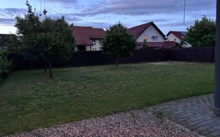 Casa individuala frumoasa si spatioasa in Giroc - Poză 49