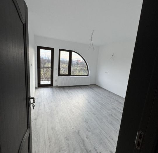 Casa 4 camere, noua, 2024, 500 mp teren, Brebu, Prahova - Poză 16