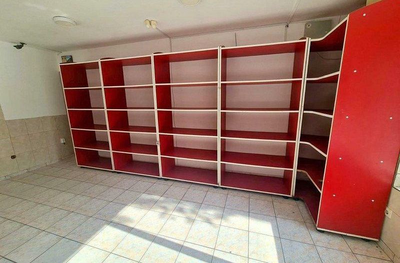 Spatiu comercial stradal - zona Micro 19, langa piata - Poză 7