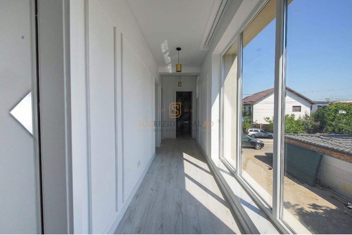 Vila tip duplex, 4 camere, ansamblu cu piscina si acces securizat - Poză 10