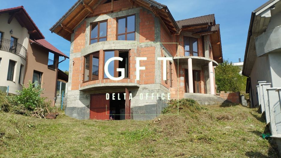 Vilă la roșu, 3 niveluri, zonă rezidențială – Pensiunea Morariu - Poză 1