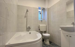 GARS. 1 DECEMBRIE 1918, BUCATARIE INCHISA, CENTRALA, METROU 10 MINUTE - Poză 5