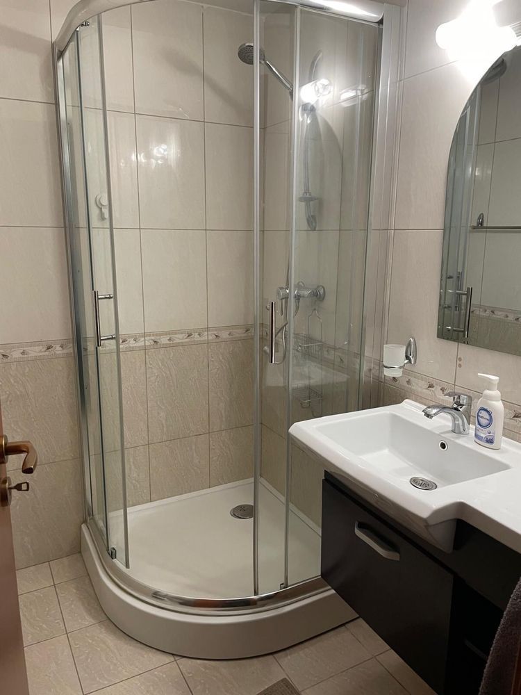 Închiriere Apartament cu 3 camere, 140 mp, parcare subterana, centrala proprie - Poză 8