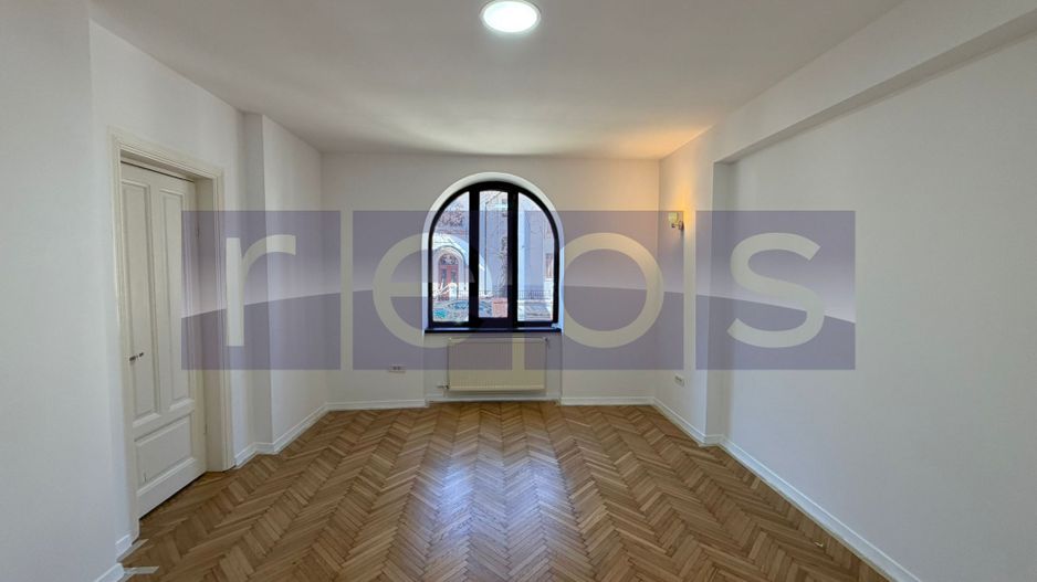 INCHIRIERE VILA INTERBELICA | CAPITALE | 360 MP | NOU RENOVATA | LUX - Poză 2