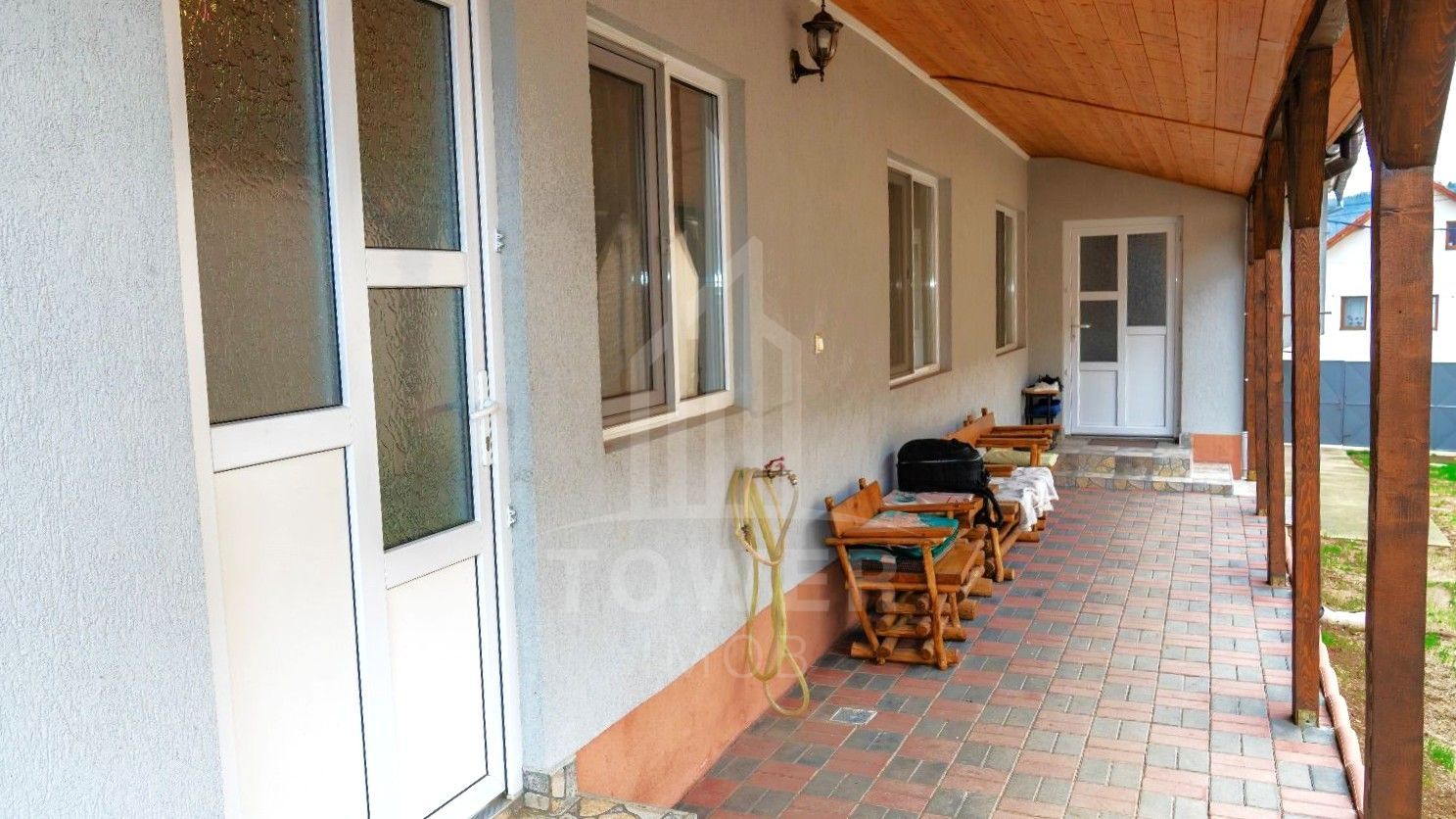 🏡 Casă spațioasă în Roșia, priveliște spre Munții Făgăraș - Comision 0% - Poză 7