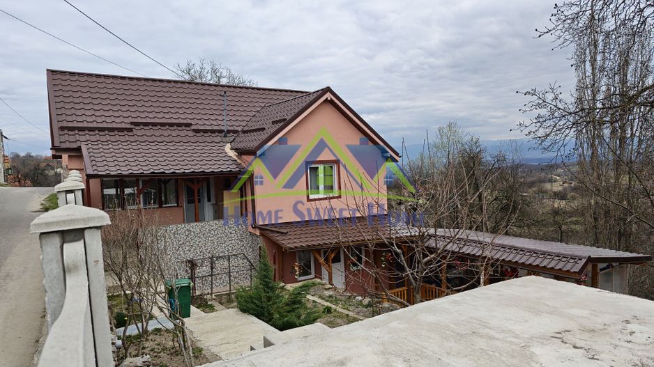 Casa de vanzare in Ghelari – liniste, natura si spatiu generos! Schimb - Poză 3