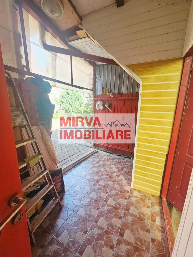 🏡 Casă spațioasă cu 9 camere în Strejnicu – pentru locuință, birouri - Poză 20