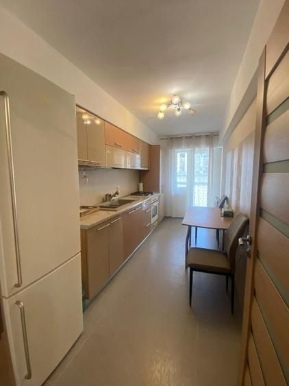 Apartament luminos, parcare inclusă, complex privat 2020 - Poză 3