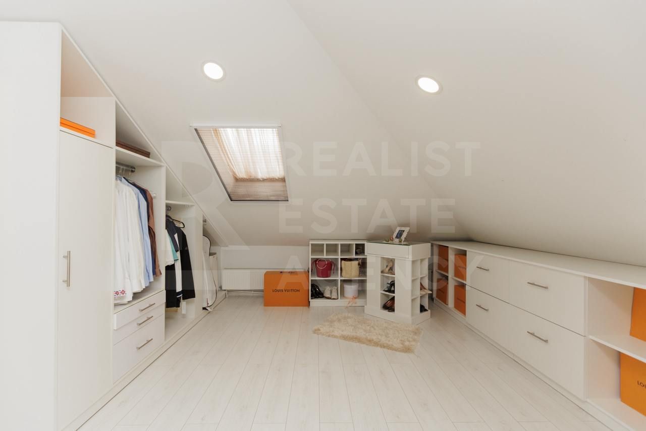 Chirie, casă, 4 camere, strada Melestiu, Centru - Poză 18