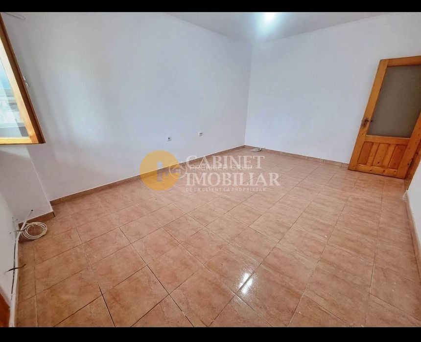 PACURARI - 3 CAMERE DECOMANDAT - BLOC 1985 - Poză 6