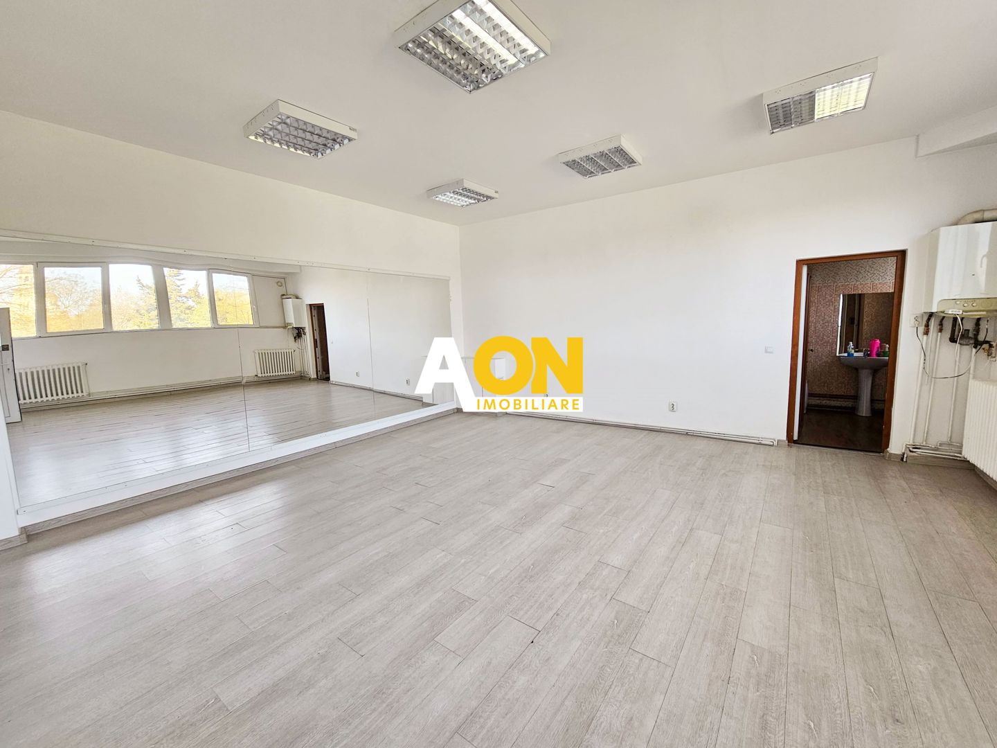 Spatiu de birouri, 5 incaperi, langa Parcul Unirii - Poză 1