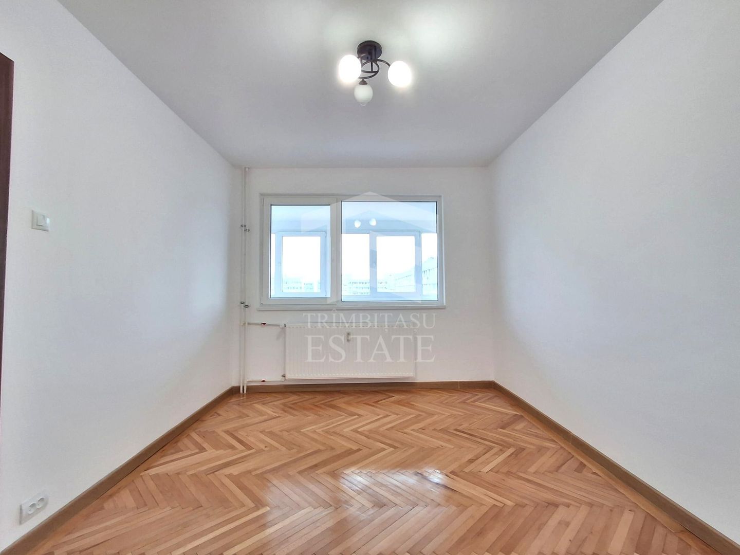 Apartament 2 camere renovat la 2 minute de metrou - Poză 6