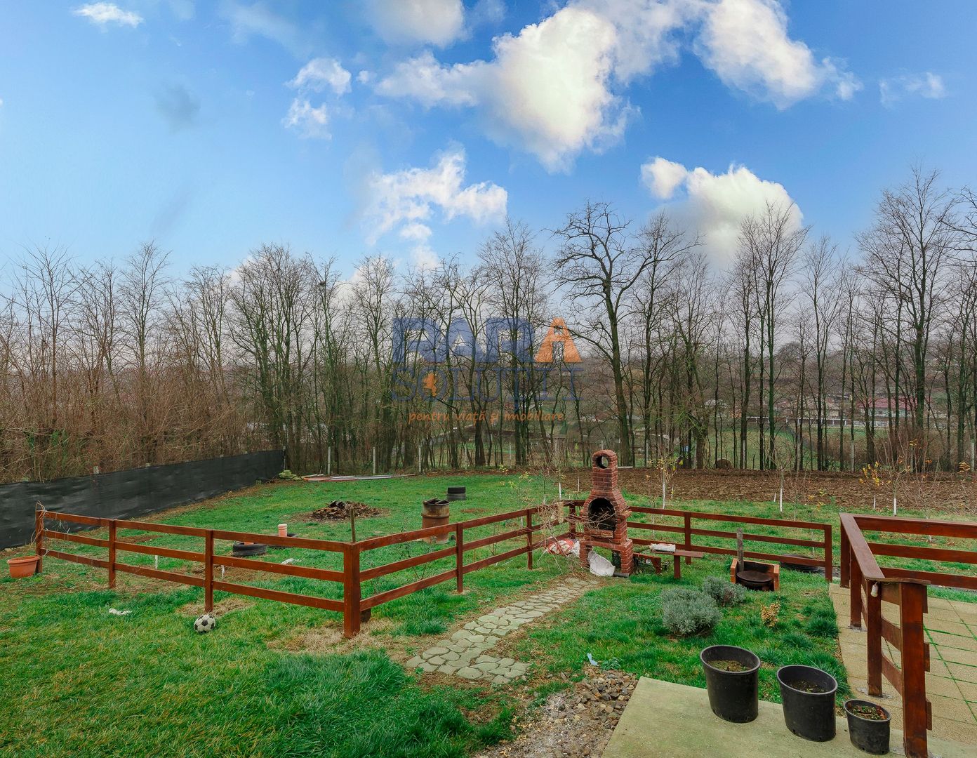 Casă cu 3 dormitoare și 2600 mp teren - Poză 18