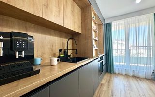 Vânzare  3 camere Grigorescu- -etaj 5/10-2 băi- parcare subter- terasa - Poză 2