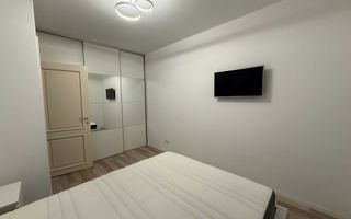 Închiriez apartament 2 camere ESQ Village + loc de parcare - Poză 7