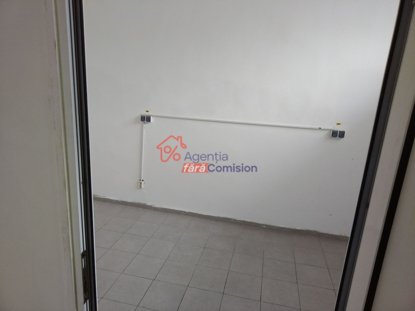 Spatiu Comercial, 114mp, Podul de Fier, 1450 euro - Poză 3