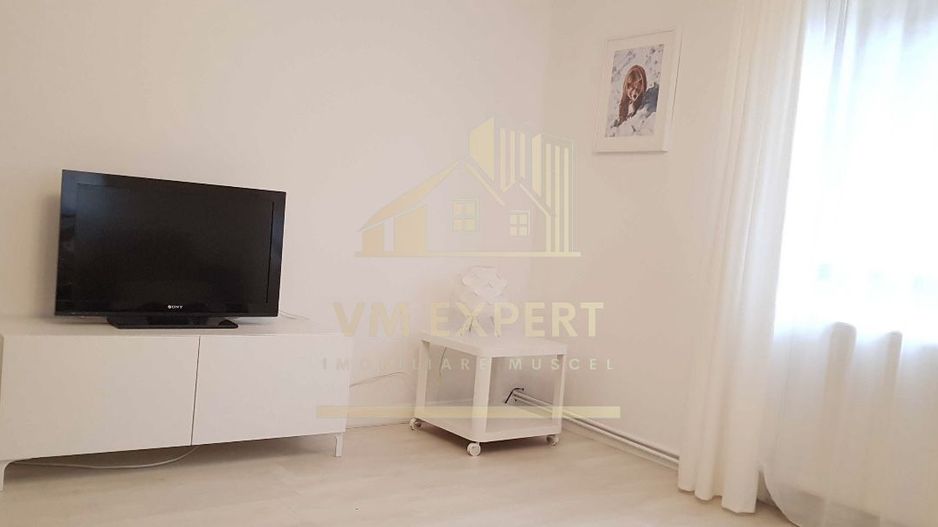 VILA 6 CAMERE, TEREN 1600 MP, DRAGOSLAVELE, ARGEŞ, 148000 EURO - Poză 3