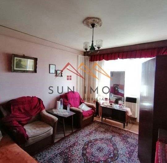 Garsoniera decomandata, 27 mp utili, zona centrala, Campina, Prahova - Poză 1