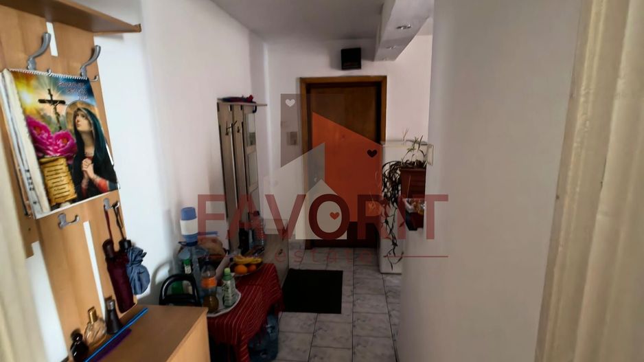 2 camere | mobilat si utilat | boxa | zona excelenta | - Poză 9