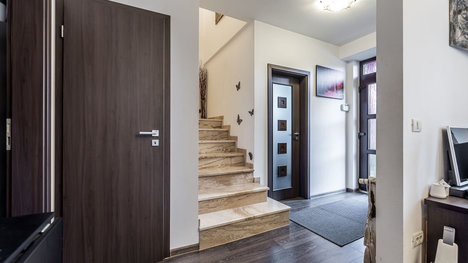 Casă în Westfield | 140 mp utili | P+M | 3 camere | curte + anexe - Poză 5