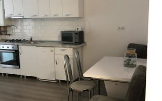 Garsoniera pe Pictor Brana, Selimbar- Etaj 1, loc de parcare privat - Poză 6