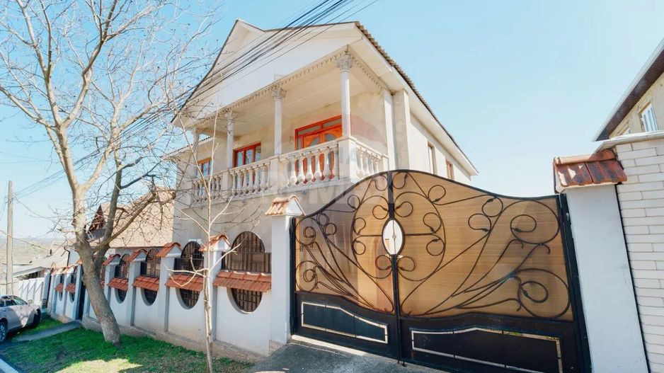 De Vinzare Casa în 2 nivele or. Orhei, - Poză 3
