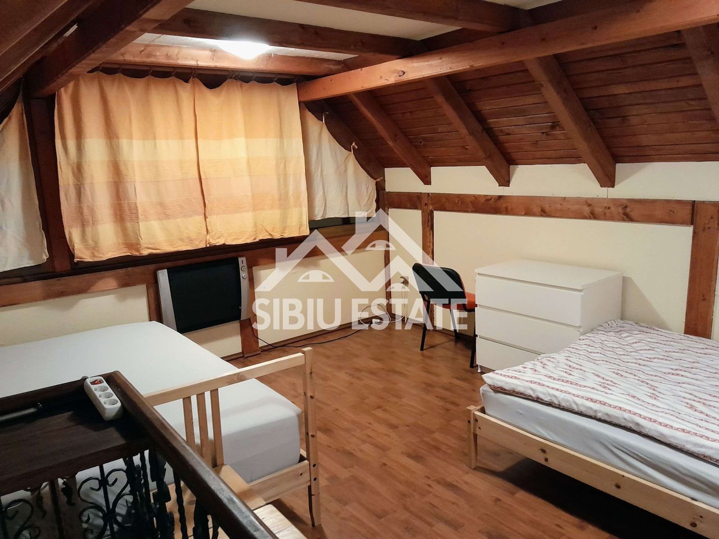 Cabană cu teren și pomi fructiferi Tropinii Noi ,Sibiu - Poză 7