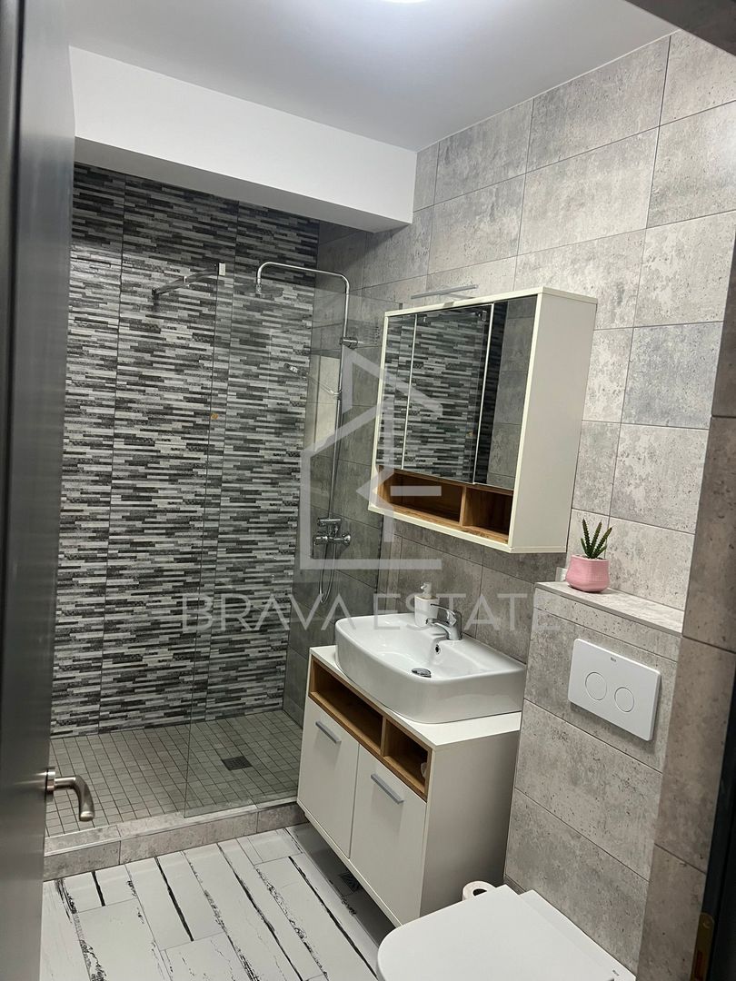 Apartament 2 camere, 42mp, parcare, terasa, balcon, lift, zona Terra - Poză 9