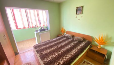 Apartament 3 camere | Etaj intermediar | Balcon | Lift | Vasile Aaron