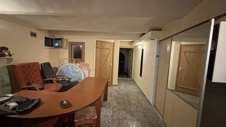 Apartament privat la casa la 5 minute de Piața Victoriei - Poză 22
