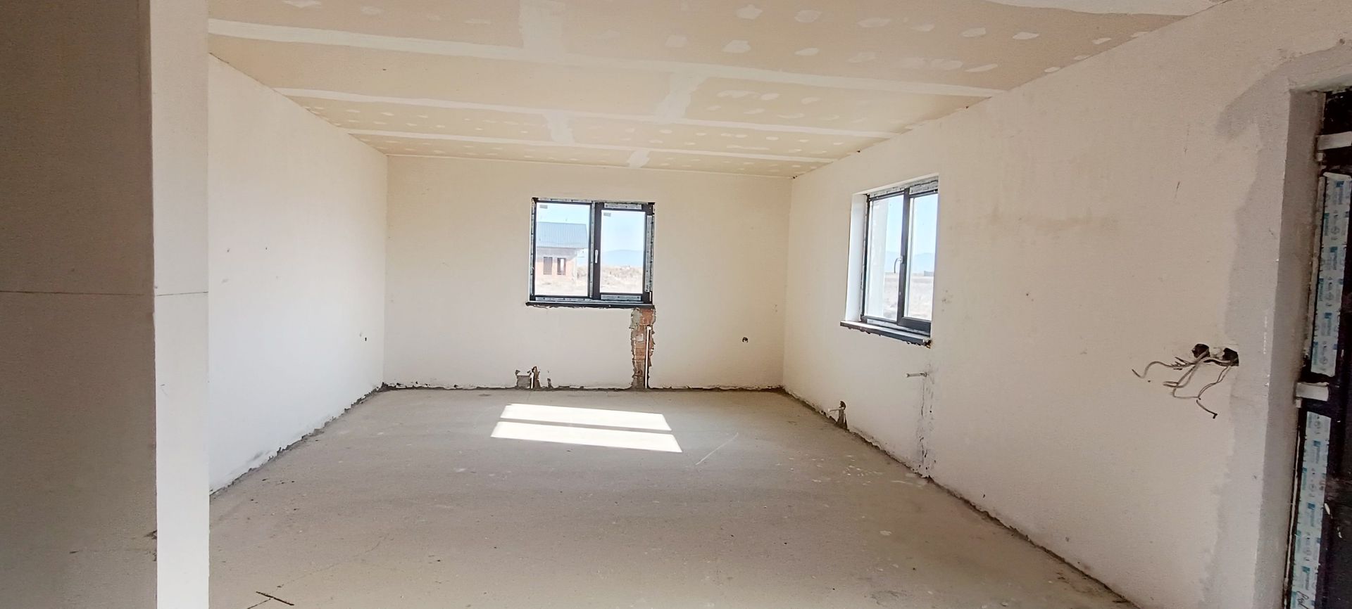 Casa din caramida in zona Izvor-168mp - Poză 15