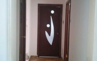 OFERTĂ! Apartament 2 camere mobilat, decomandat, balcon închis, lângă metrou - Poză 3