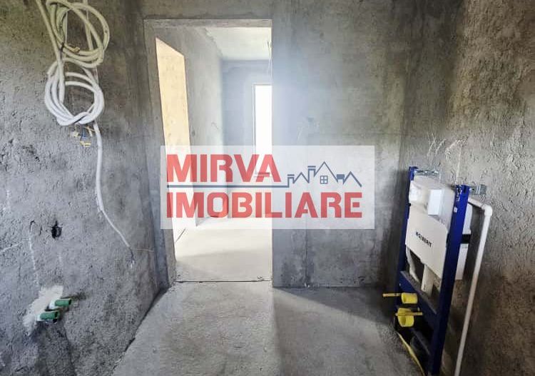 🏡 Vilă luminoasă, 4 camere, cu teren generos – Com. Plopu - Poză 46